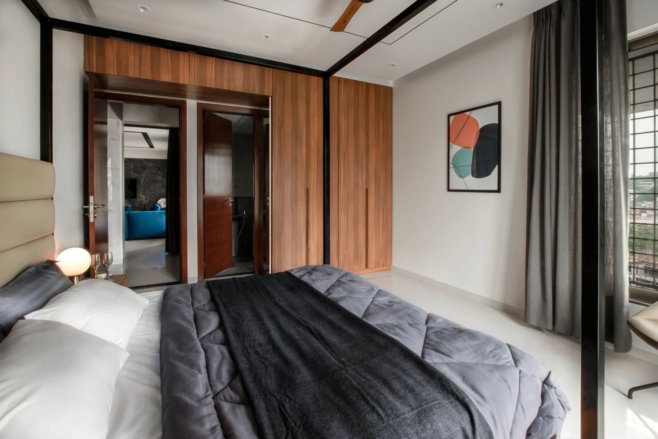 10_master bedroom_2