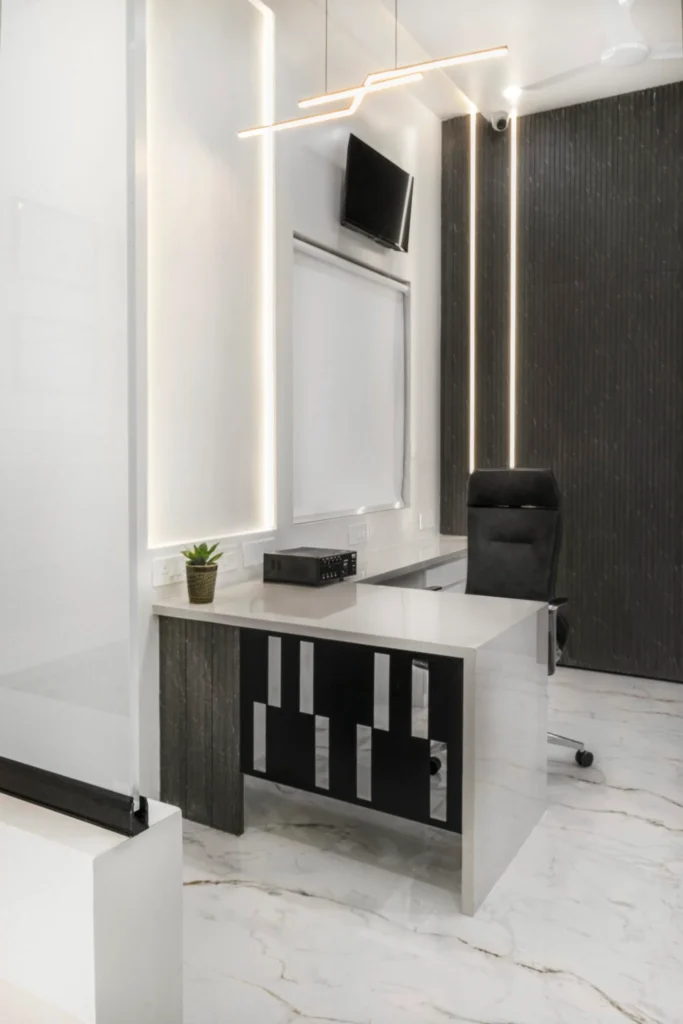 Muchroom Mr. Patani Dental Clinic Interior03